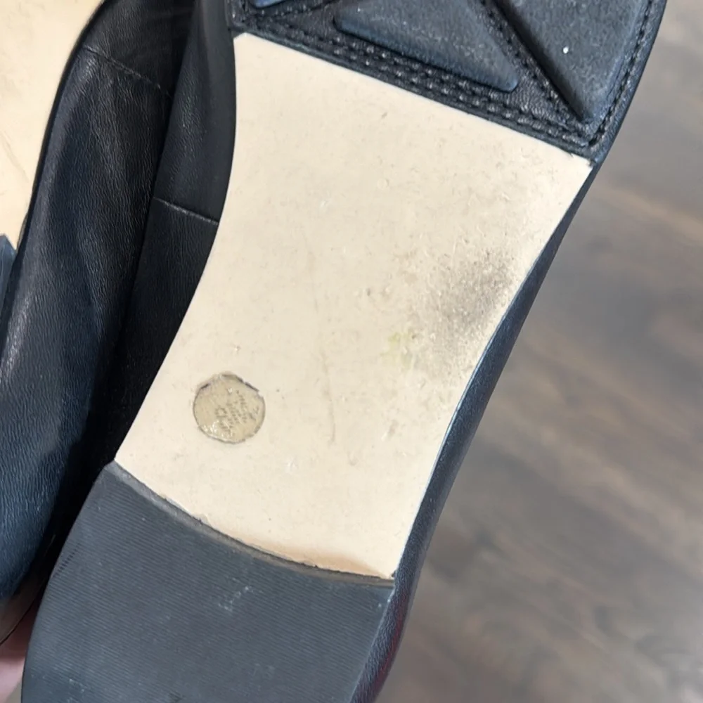 Tory Burch Flats-Authentic-EUC